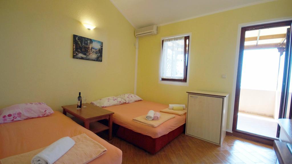 Apartmani Zona スヴェティ・ステファン エクステリア 写真